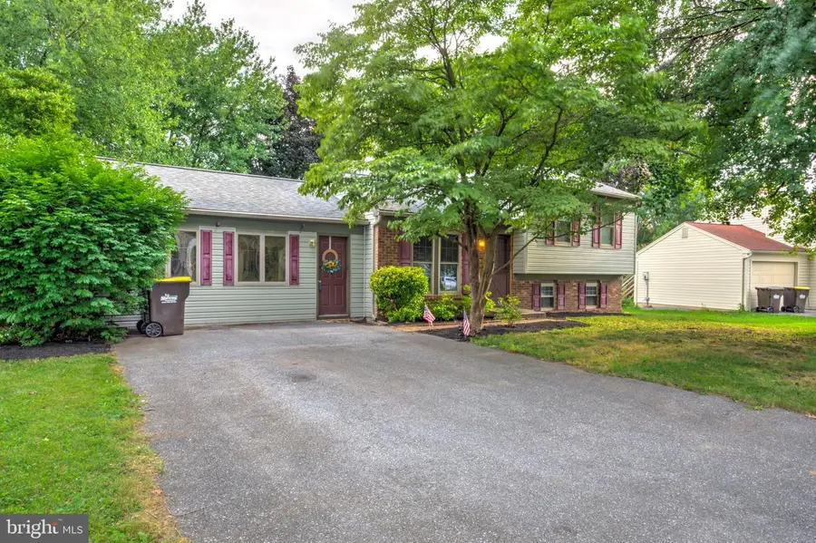 156 Warren Way, Lancaster, PA 17601 - #3