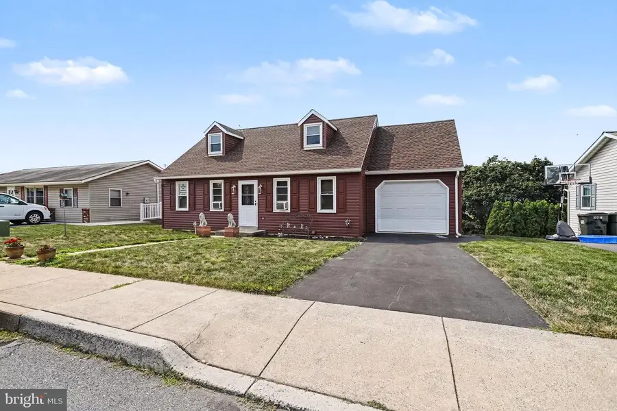 355 Vista Dr, Ephrata, PA 17522 - #3