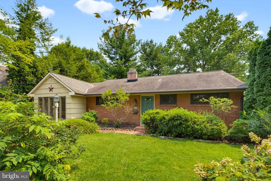 617 Capri Rd, Lancaster, PA 17603 - #2