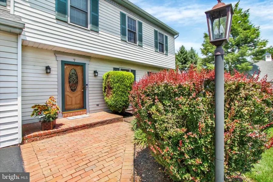7 Kingston Ct, Brownstown, PA 17508 - #3
