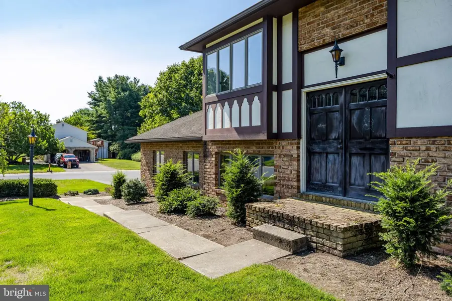 1525 Edinborough Cir, Landisville, PA 17538 - #3