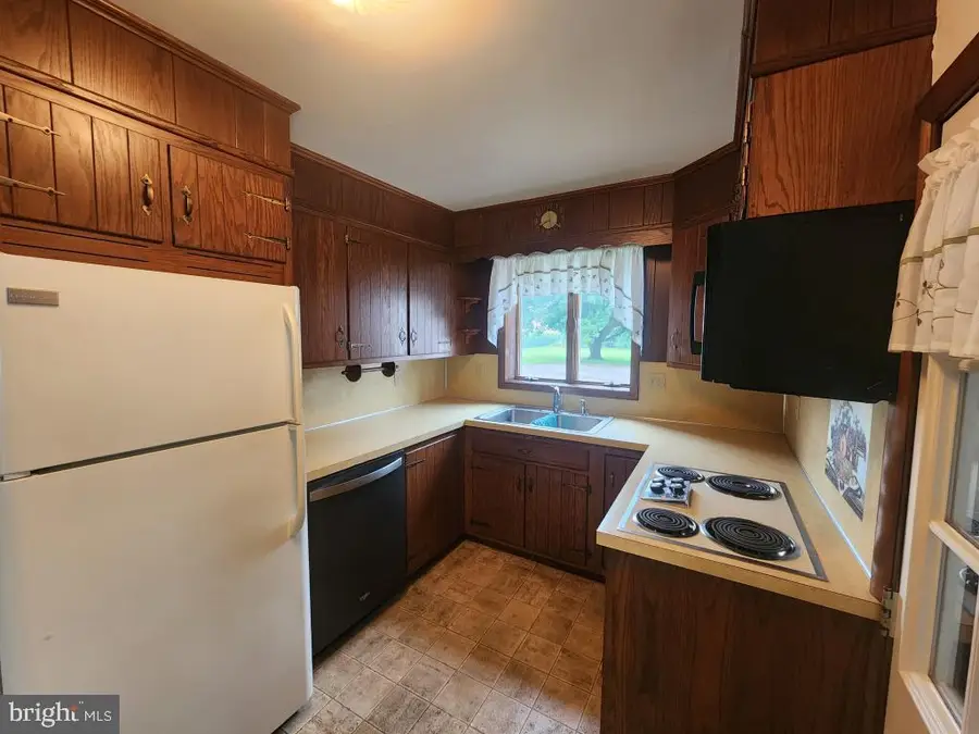 1242 Breneman Rd, Manheim, PA 17545 - #3