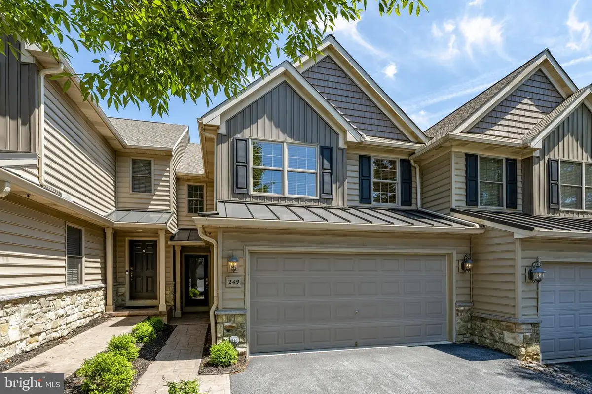 249 Fieldcrest Ln, Ephrata, PA 17522 - #1