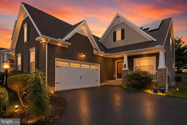 33 Alderwood Way, LANCASTER, PA 17601