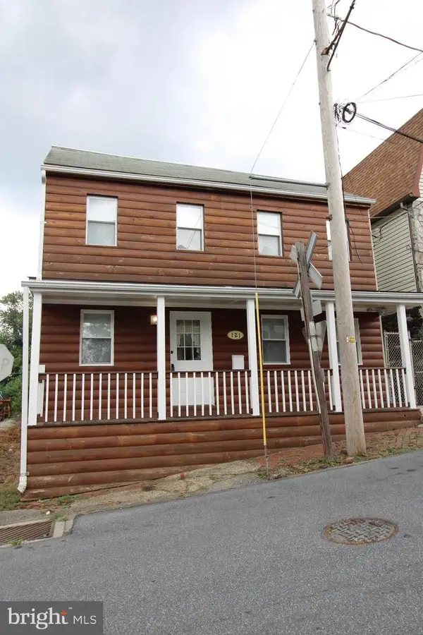121 Perry St, COLUMBIA, PA 17512