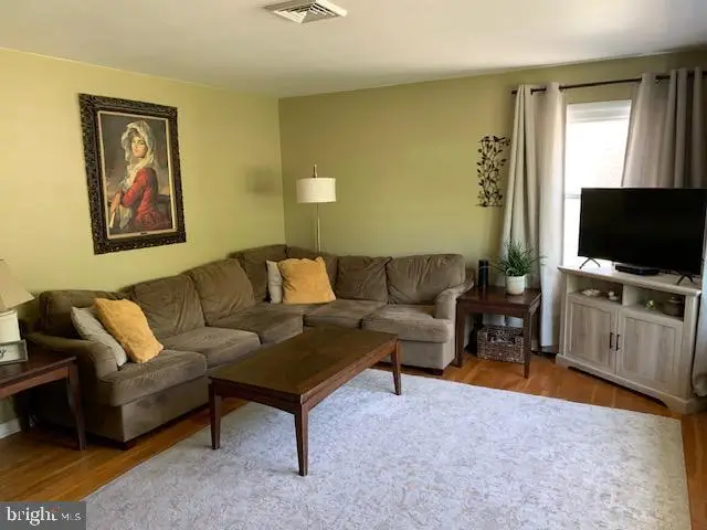 6493 Orange St, East Petersburg, PA 17520 - #3