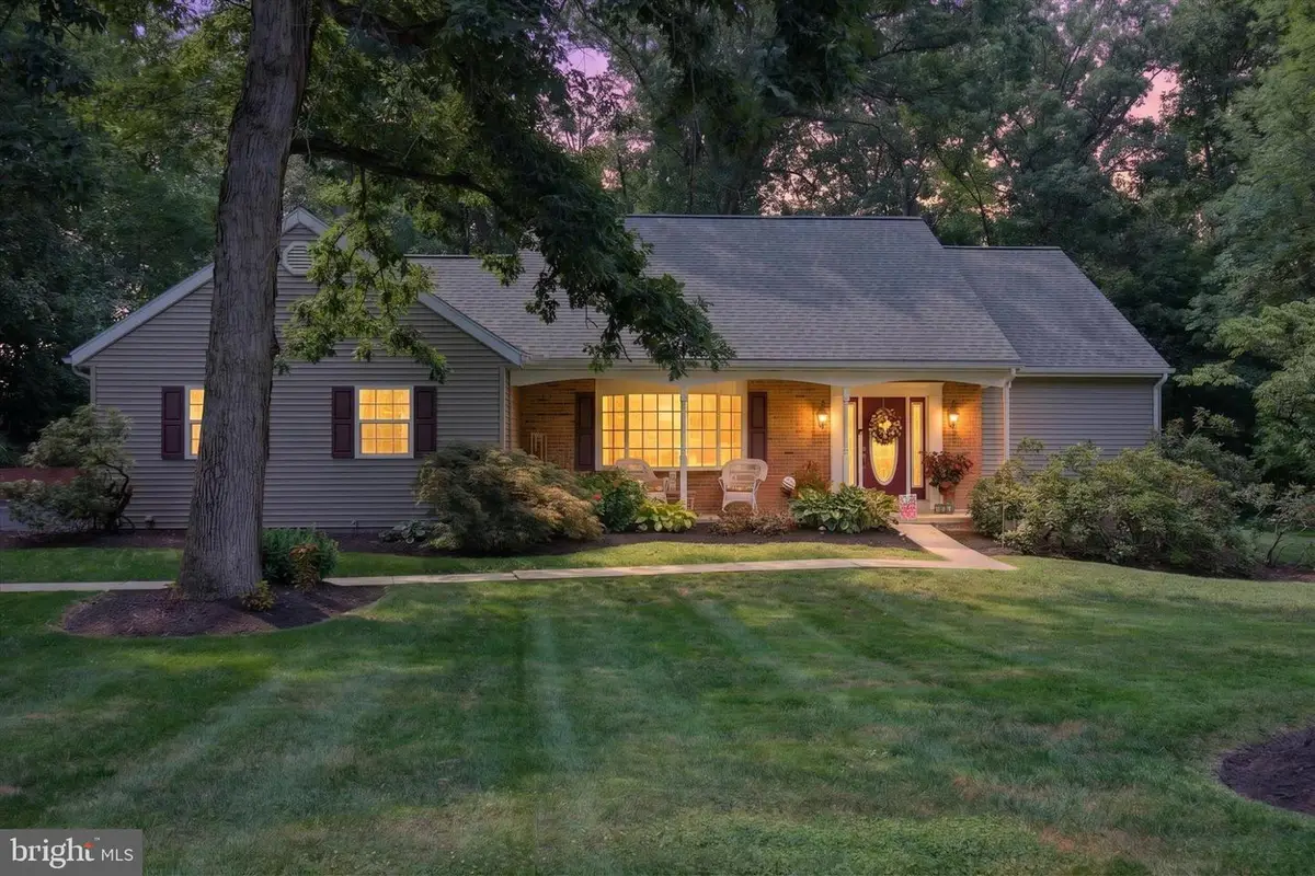 294 Westview Dr, Elizabethtown, PA 17022 - #1