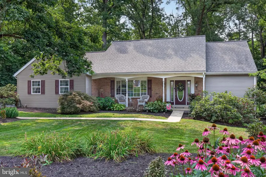 294 Westview Dr, Elizabethtown, PA 17022 - #3
