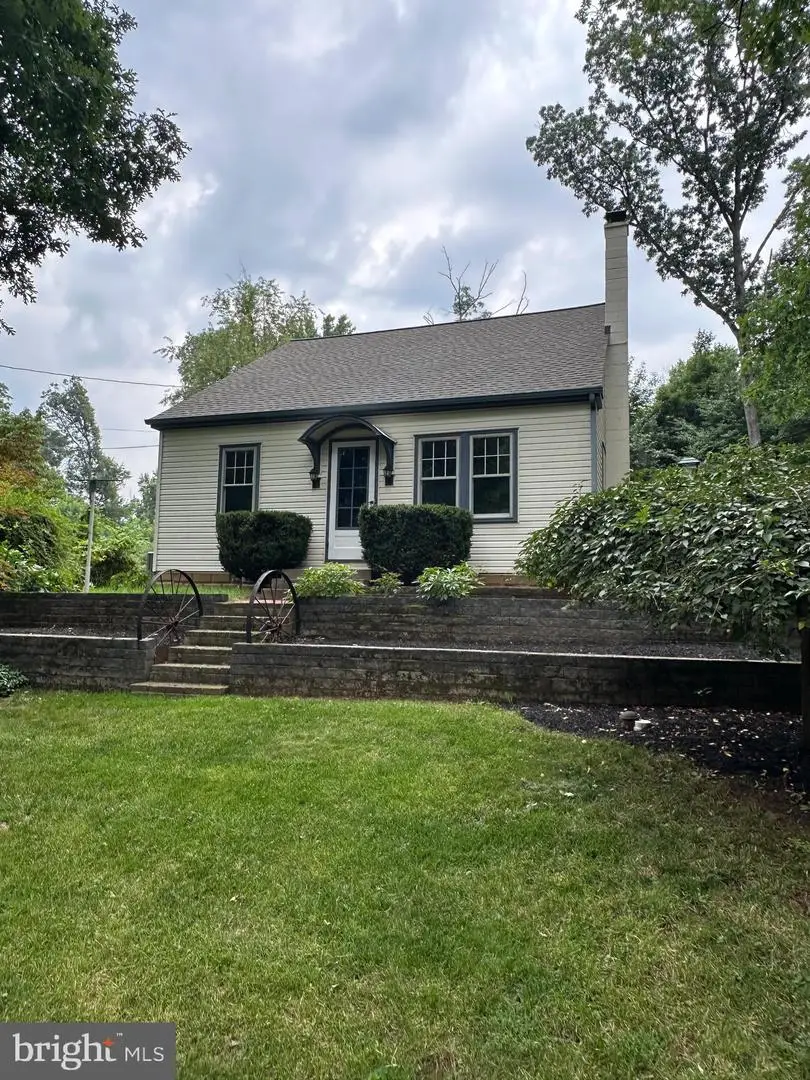567 Turnpike Rd, Elizabethtown, PA 17022 - #2