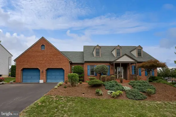 44 Egret Cir, DENVER, PA 17517