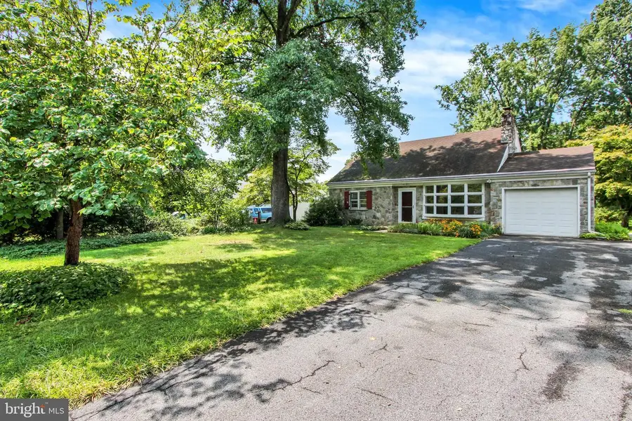 1983 Sterling Pl, Lancaster, PA 17601 - #3