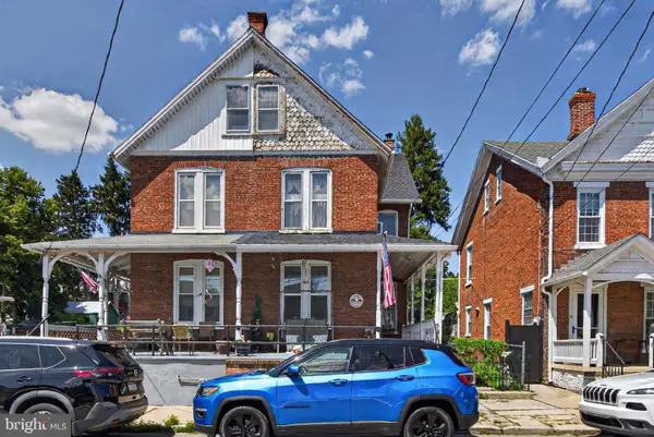 134 W Walnut St, MARIETTA, PA 17547