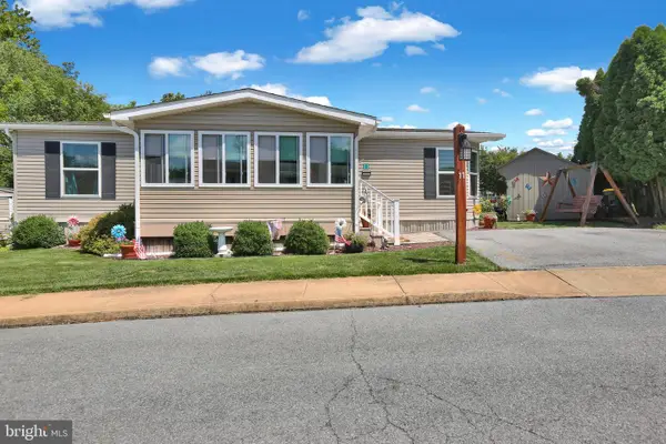 500 Mt Airy Rd #11, STEVENS, PA 17578