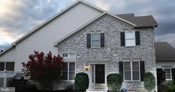 1053 Hammon Ave, EPHRATA, PA 17522