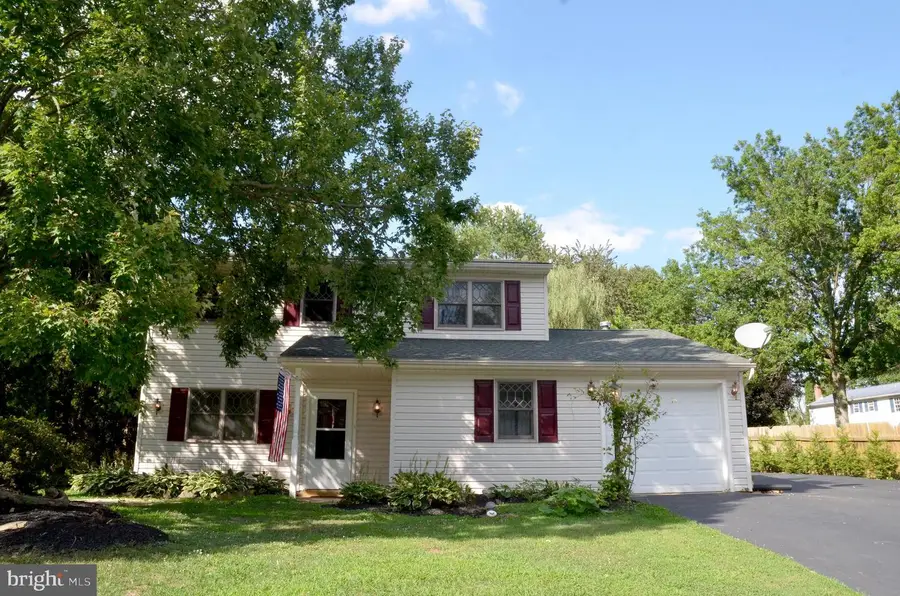 2527 Valley Dr, Lancaster, PA 17603 - #3