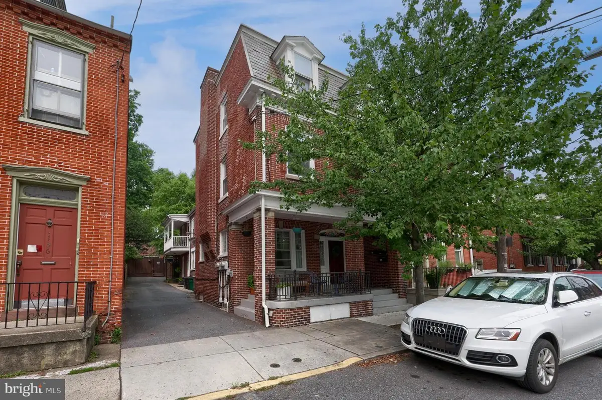 138 N Mulberry Street, Lancaster, PA 17603 - #1