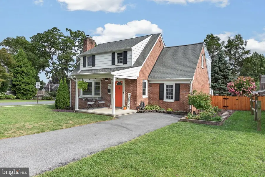 972 Skyline Dr, Lancaster, PA 17601 - #2