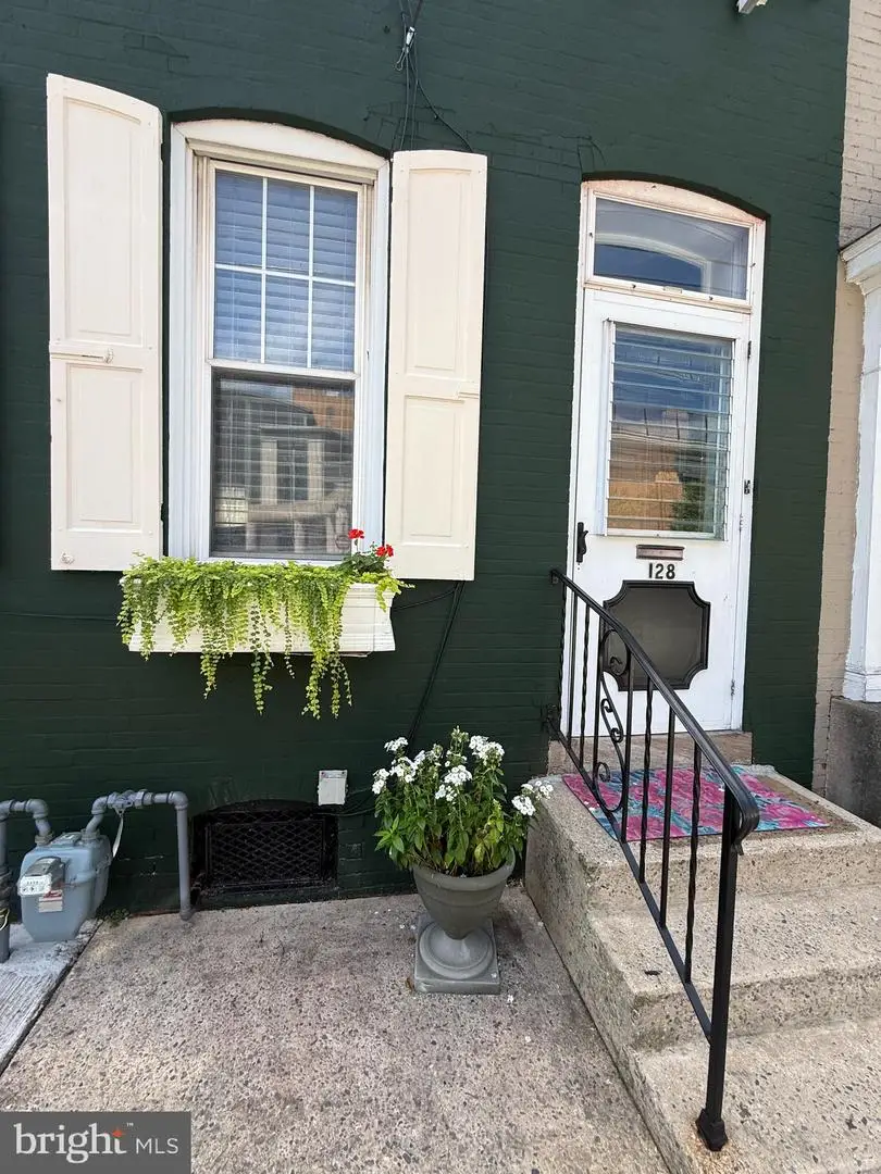 128 E James St, Lancaster, PA 17602 - #3