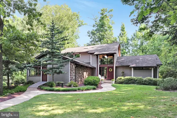 360 Netzley Dr, DENVER, PA 17517