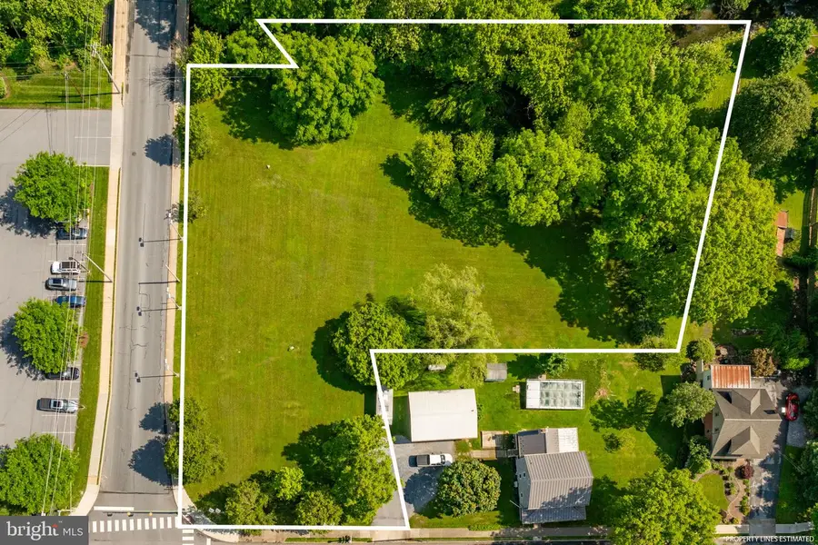 601 E Main St, Lititz, PA 17543 - #2