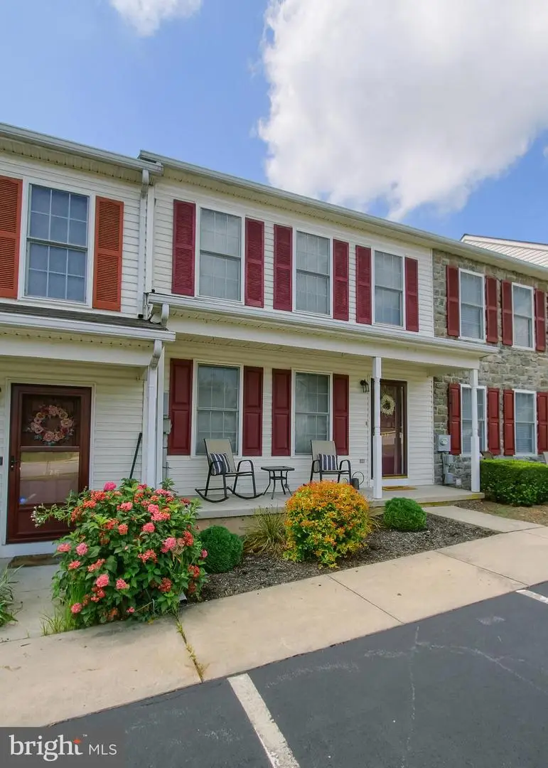 677 Knoll Dr, Mount Joy, PA 17552 - #3