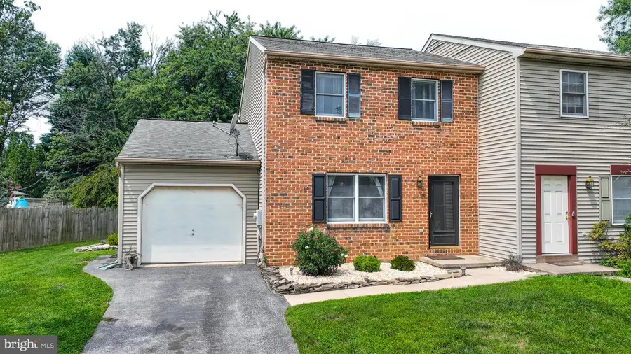 225 Conoy Ave, Elizabethtown, PA 17022 - #2