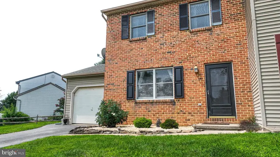 225 Conoy Ave, Elizabethtown, PA 17022 - #3