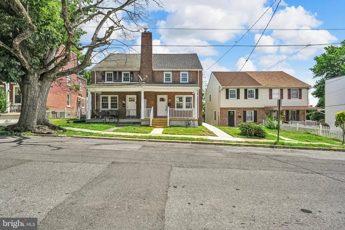 469 New Dorwart St, Lancaster, PA 17603 - #1