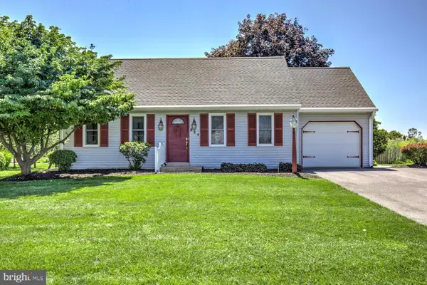 834 Lakeview Dr, LANCASTER, PA 17601