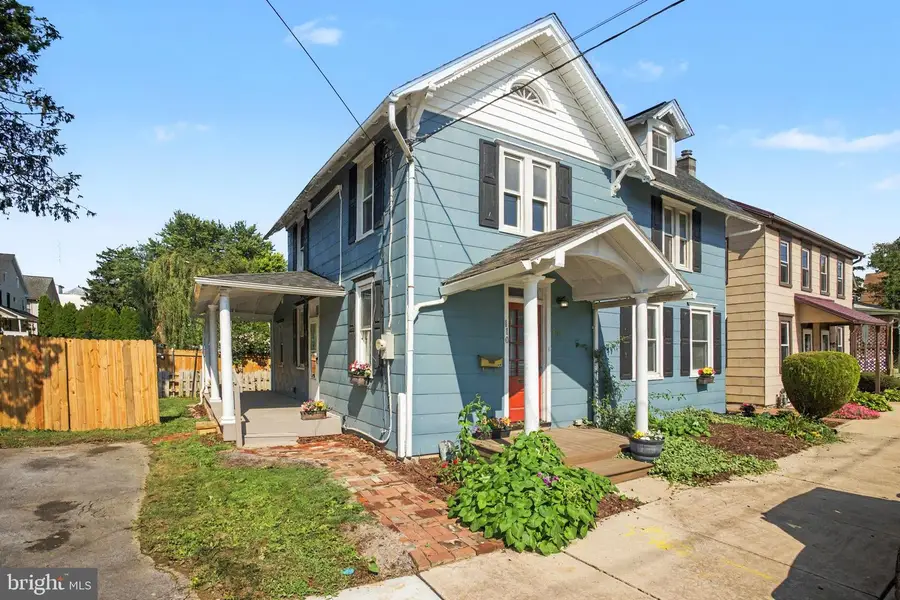 110 N Barbara St, Mount Joy, PA 17552 - #2