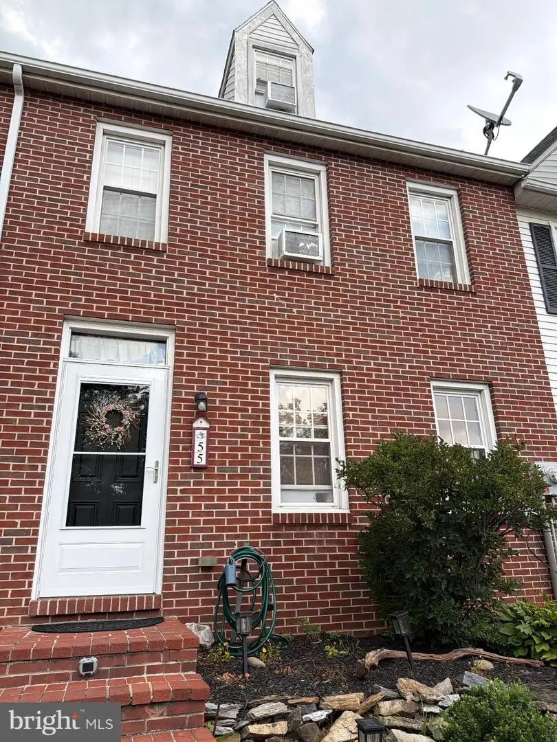 55 Hilldale Dr, Ephrata, PA 17522 - #1
