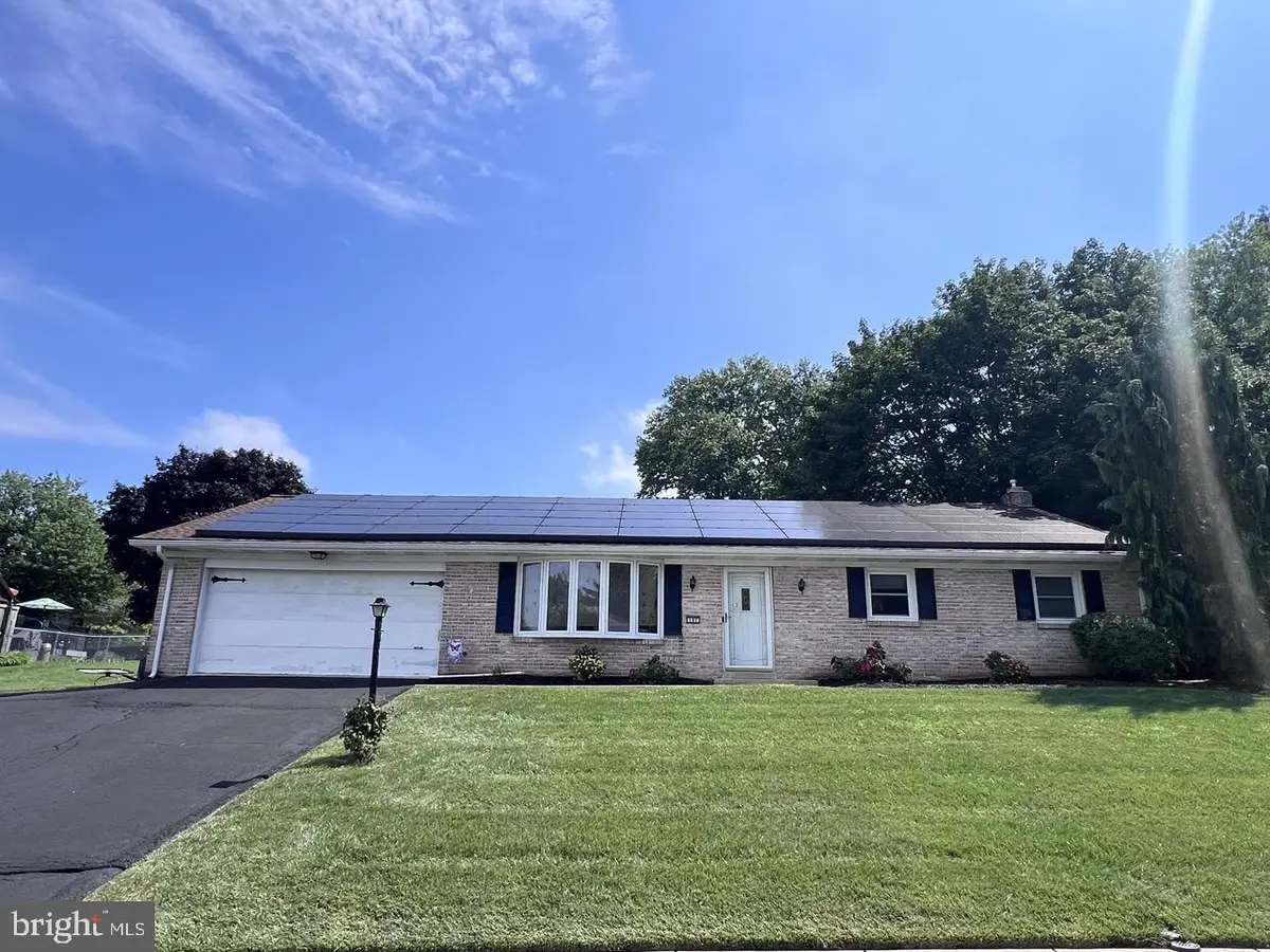 107 Broad, Akron, PA 17501 - #1