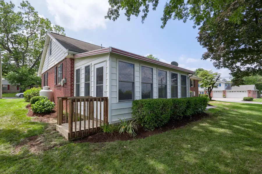 89 Rose Ave, Leola, PA 17540 - #3