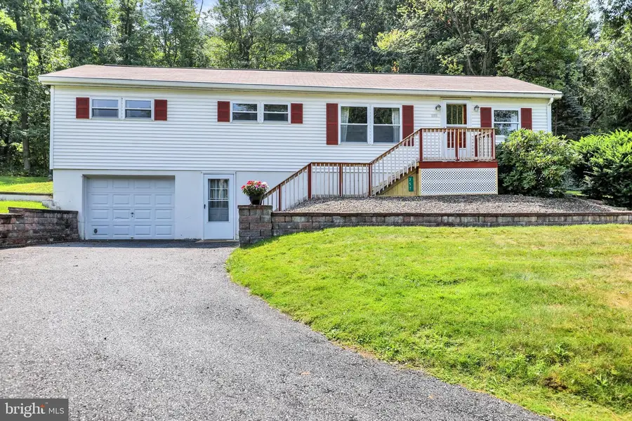 357 Twin County Rd, Morgantown, PA 19543 - #2