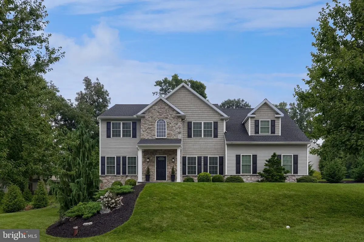 111 Crimson Ln, Elizabethtown, PA 17022 - #1