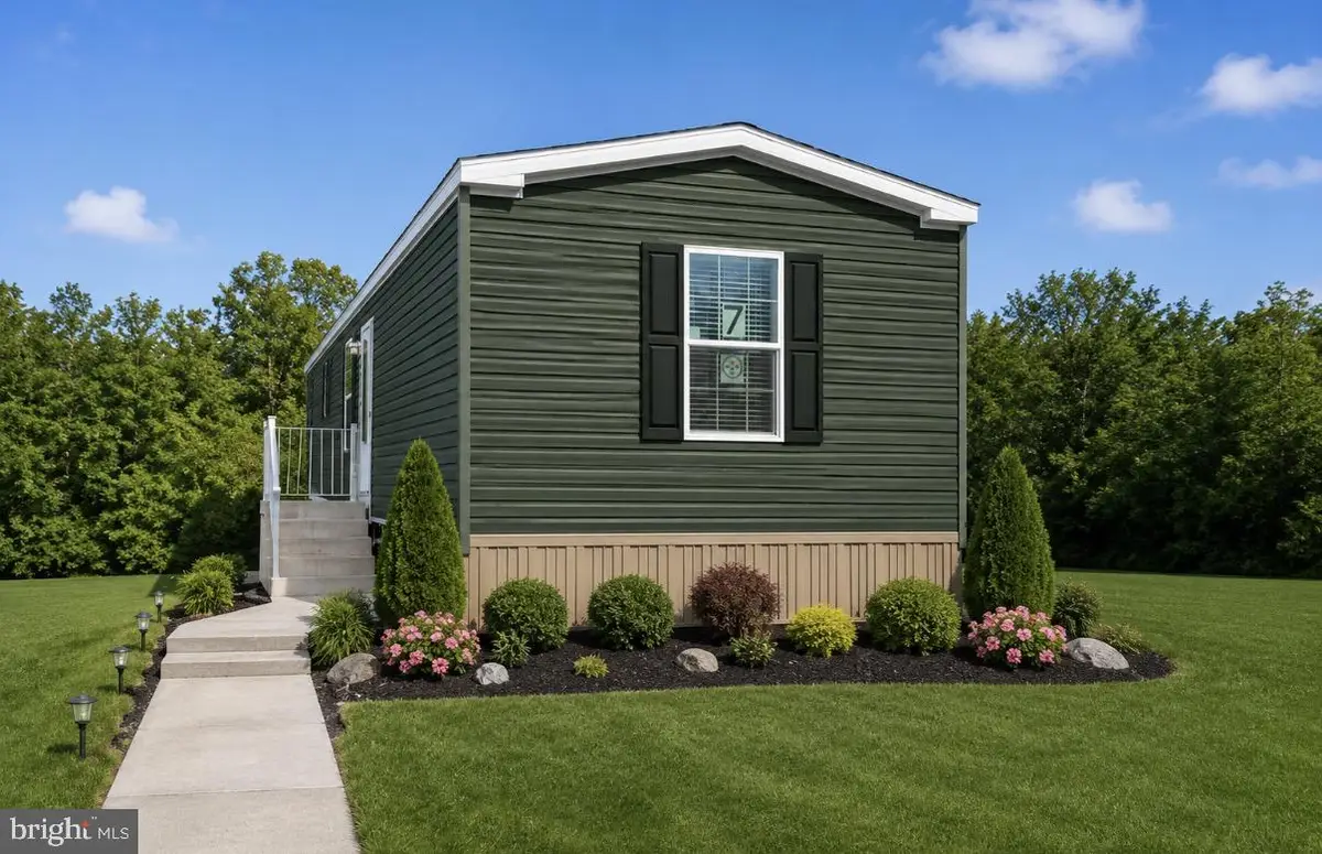 104 Cherry Ln, New Providence, PA 17560 - #1
