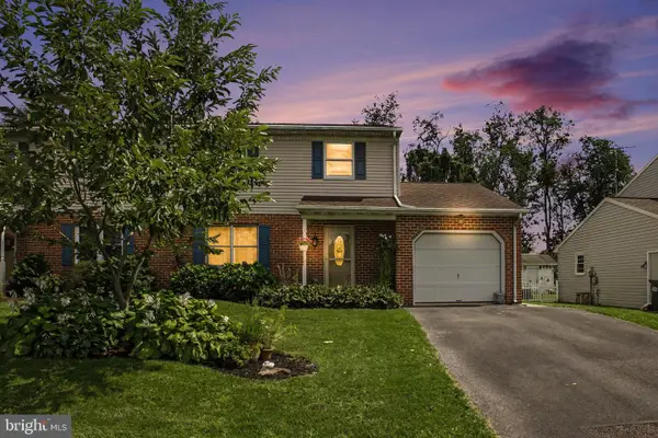 103 S 2nd St, DENVER, PA 17517