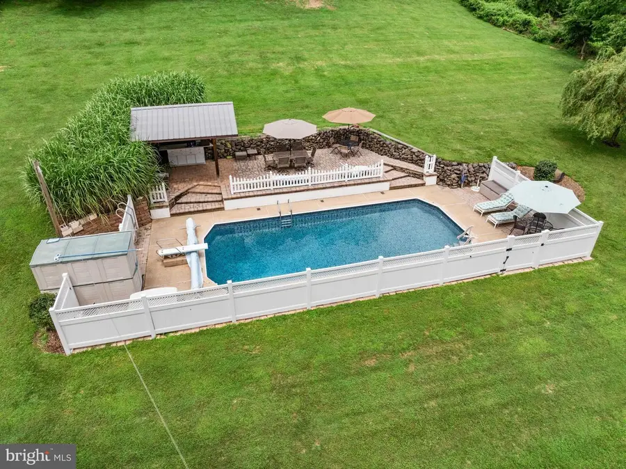 1414 Keener Rd, Bainbridge, PA 17502 - #2