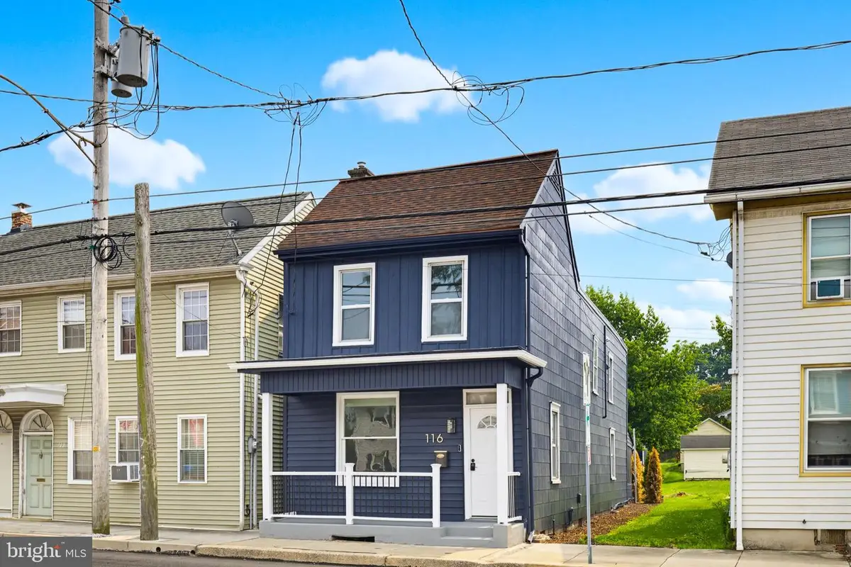 116 W Main St, Mount Joy, PA 17552 - #1