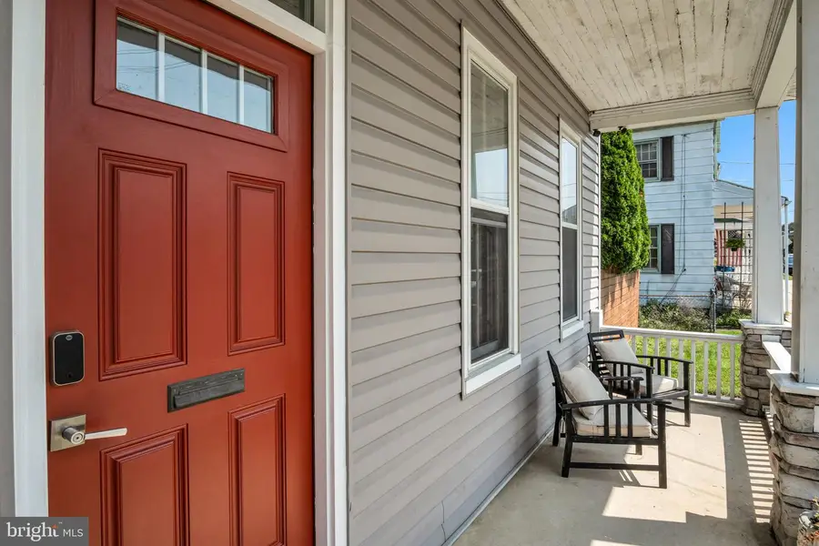 37 W Main St, Mountville, PA 17554 - #3