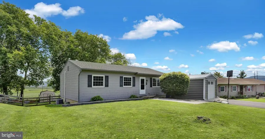 138 Eleanor Dr, Marietta, PA 17547 - #2