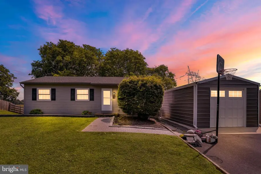 138 Eleanor Dr, Marietta, PA 17547 - #3