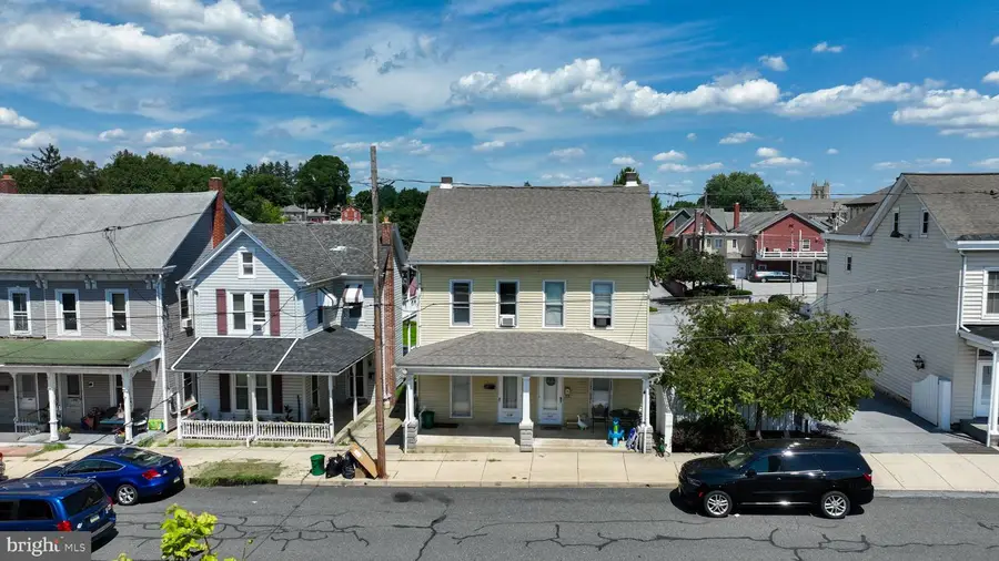 111 W Franklin St, Ephrata, PA 17522 - #3