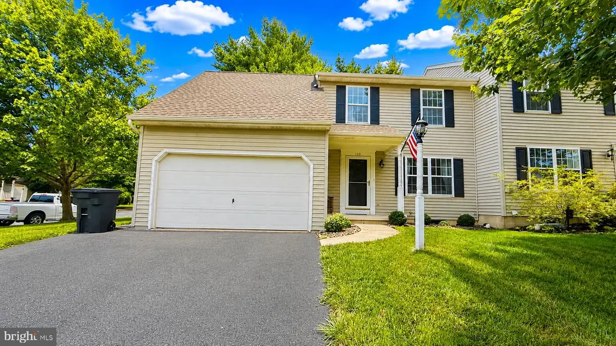 100 Meadowcroft Dr, Lancaster, PA 17603 - #1