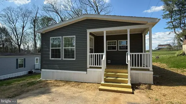 11 Dogwood Dr, CONESTOGA, PA 17516