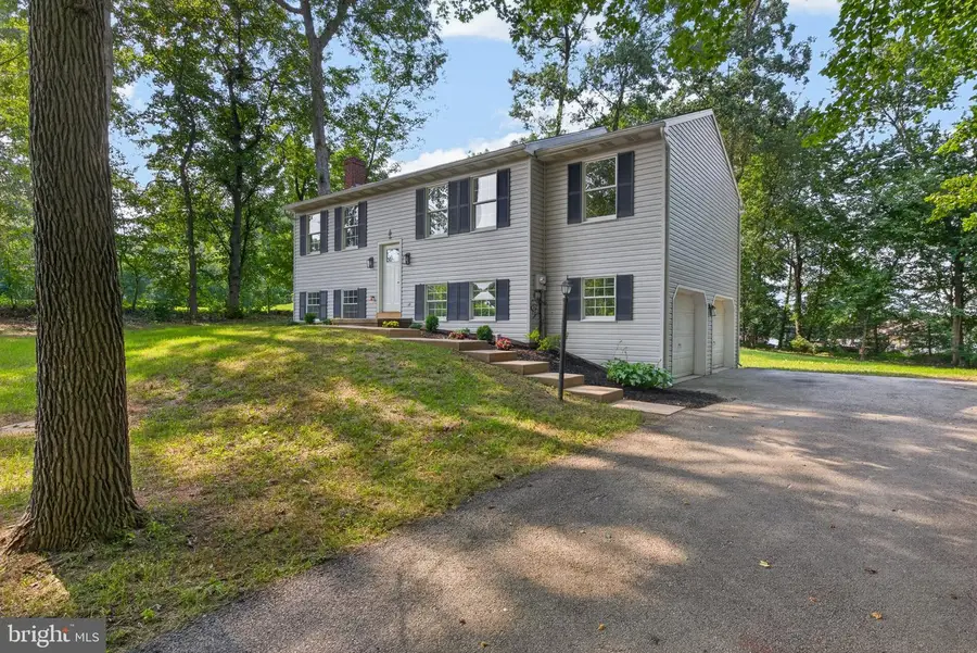 664 Center Rd, Quarryville, PA 17566 - #3