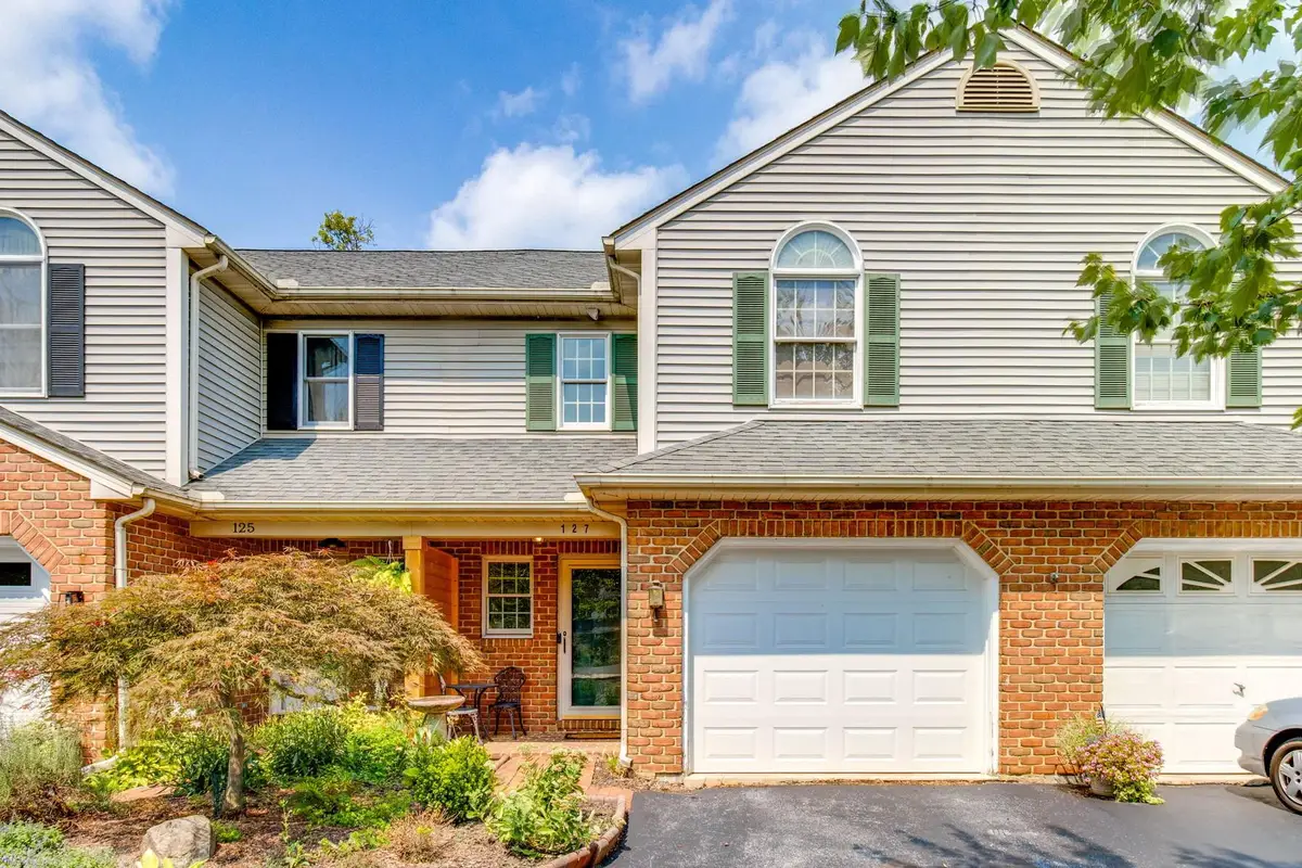 127 Pepperton Ct, Lititz, PA 17543 - #1