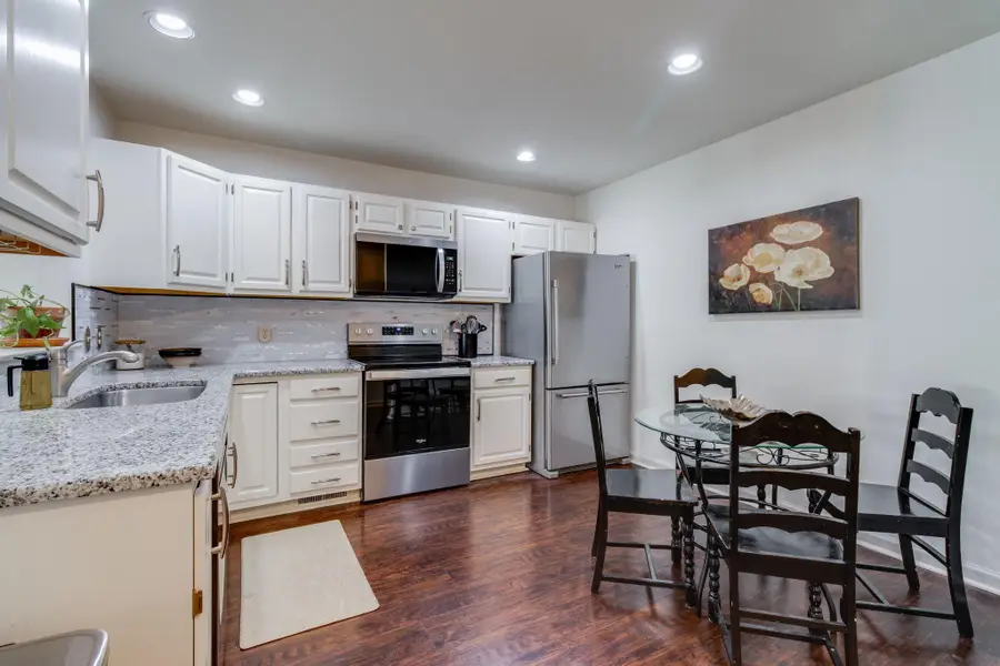 127 Pepperton Ct, Lititz, PA 17543 - #2