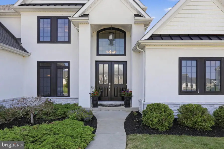 5 Alexa Dr, Lititz, PA 17543 - #3