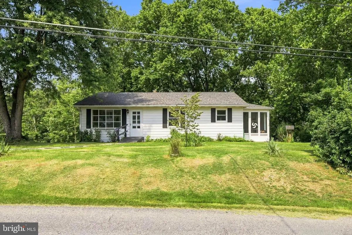 4533 Miller Dr, Mount Joy, PA 17552 - #1